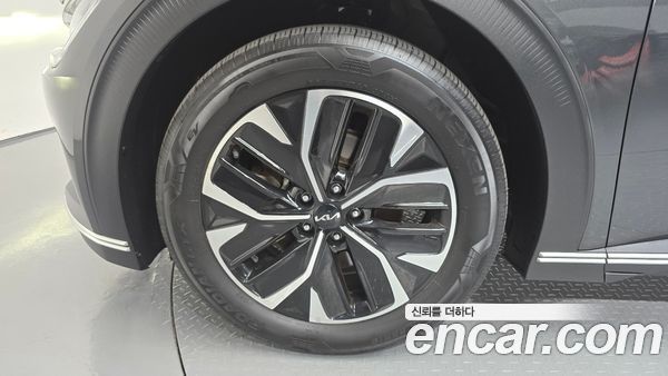 Kia EV6 2022, фото 5