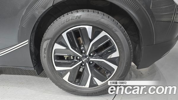 Kia EV6 2022, фото 7