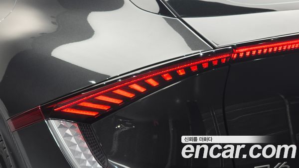 Kia EV6 2022, фото 9