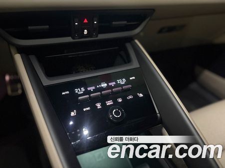 Porsche Macan 2025, фото 9