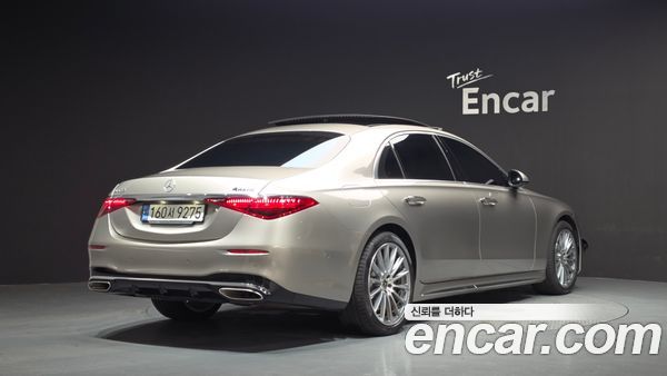 Mercedes-Benz S-Class 2022, фото 2