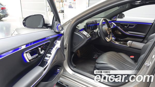 Mercedes-Benz S-Class 2022, фото 10
