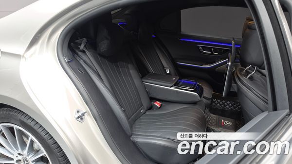 Mercedes-Benz S-Class 2022, фото 11