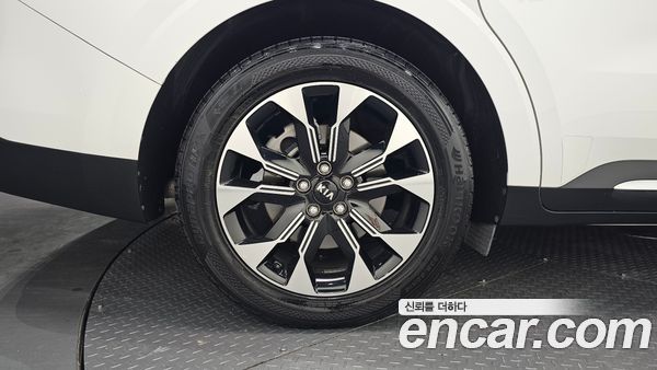 Kia Carnival 2021, фото 4