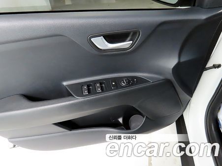 Kia Stonic 2020, фото 14