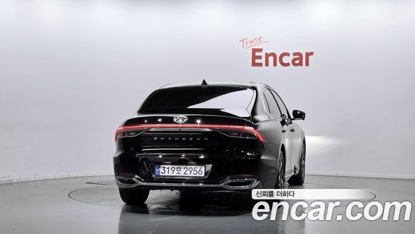 Hyundai Grandeur 2023, фото 4