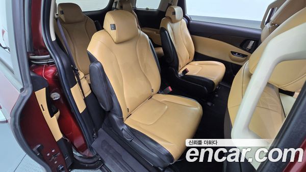 Kia Carnival 2021, фото 17