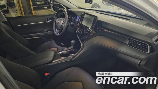 Toyota Camry 2024, фото 20