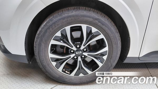 Kia Carnival 2021, фото 5