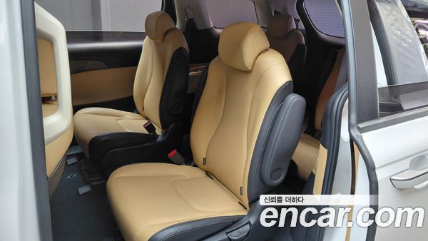 Kia Carnival 2021, фото 18