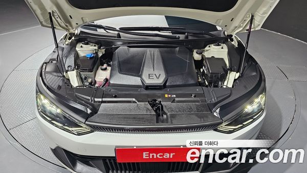 Kia EV6 2022, фото 6