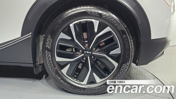 Kia EV6 2022, фото 7