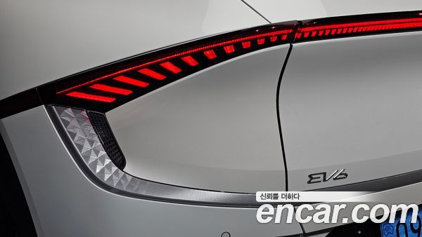 Kia EV6 2022, фото 9
