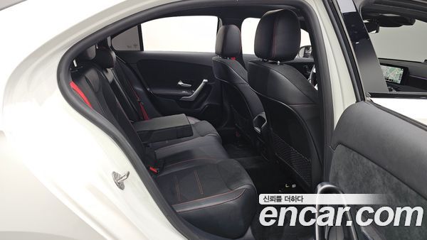 Mercedes-Benz A-Class 2022, фото 12