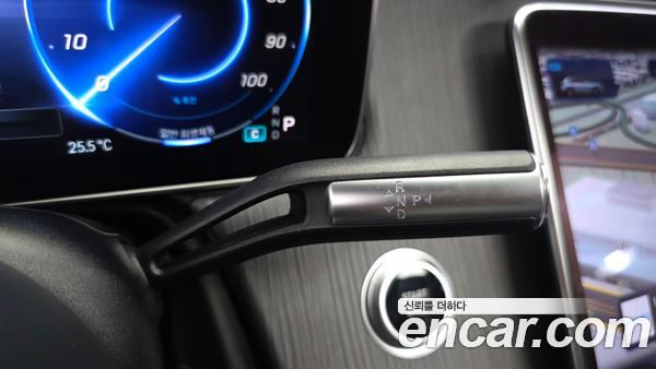 Mercedes-Benz EQS 2023, фото 12