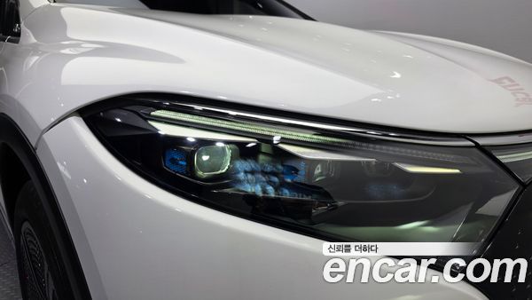 Mercedes-Benz EQS 2023, фото 8
