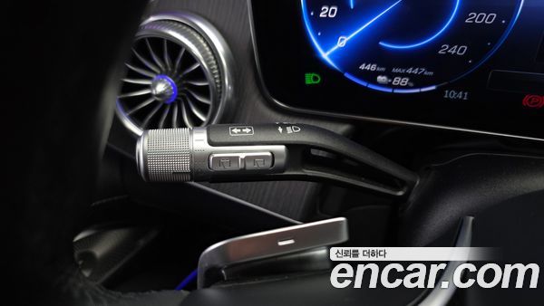 Mercedes-Benz EQS 2023, фото 32