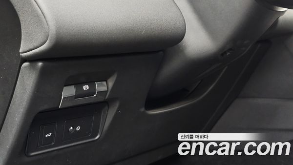 Land Rover Discovery Sport 2020, фото 30