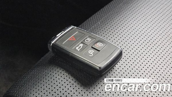 Land Rover Discovery Sport 2020, фото 31