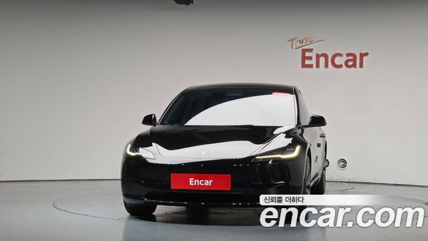 Tesla Model 3 2024, фото 2
