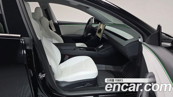 Tesla Model 3 2024, фото 16