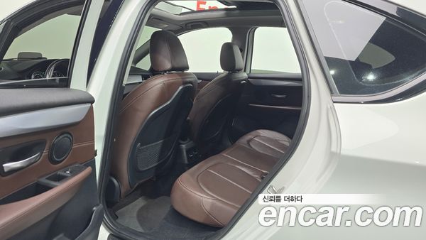 BMW 2 Series 2021, фото 17