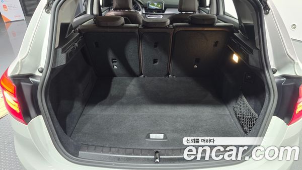 BMW 2 Series 2021, фото 31