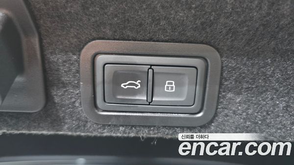 Audi A6 2021, фото 26