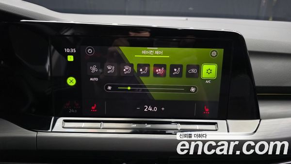 Volkswagen Golf 2023, фото 14