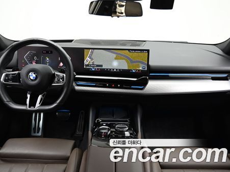 BMW 5 Series 2024, фото 7