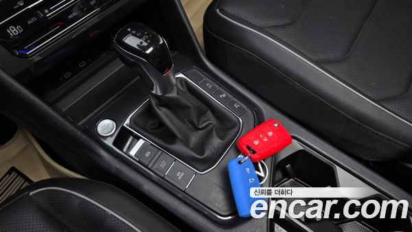 Volkswagen Tiguan 2023, фото 12