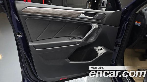 Volkswagen Tiguan 2023, фото 14