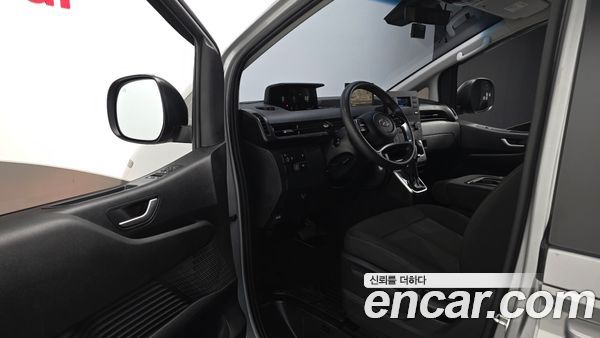 Hyundai Staria 2022, фото 10
