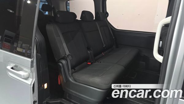 Hyundai Staria 2022, фото 11