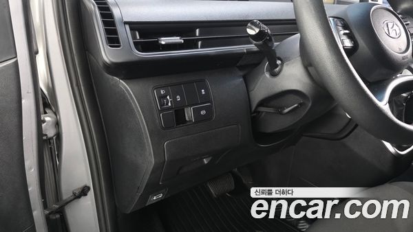 Hyundai Staria 2022, фото 13