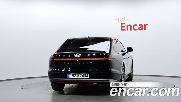 Hyundai Grandeur 2023, фото 3