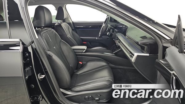 Hyundai Grandeur 2023, фото 16