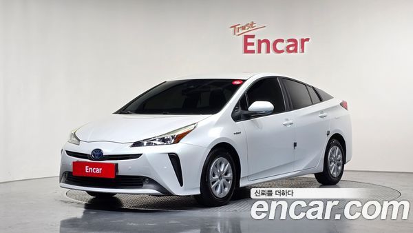 Toyota Prius 2021
