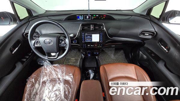 Toyota Prius 2021, фото 10