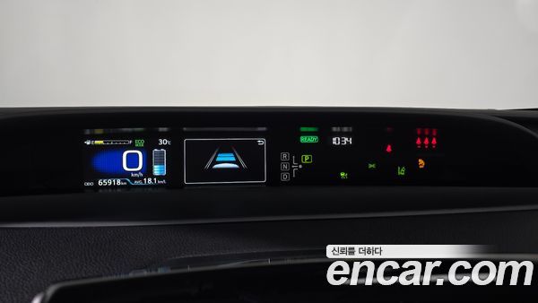 Toyota Prius 2021, фото 11