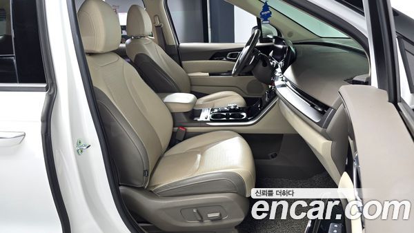 Kia Carnival 2021, фото 16