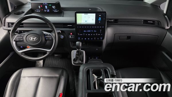 Hyundai Staria 2025, фото 7