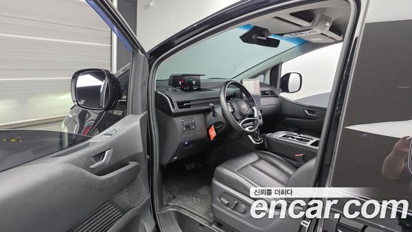Hyundai Staria 2025, фото 10