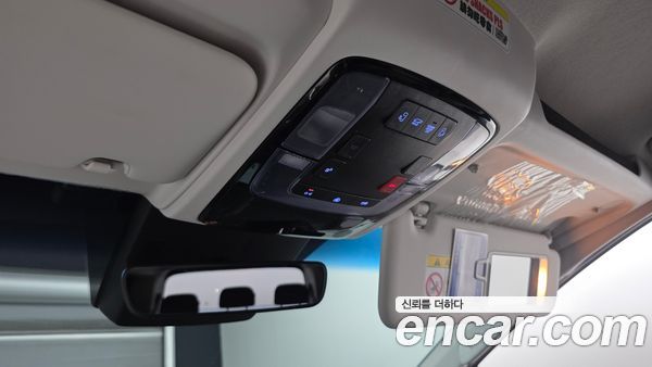 Hyundai Staria 2025, фото 18