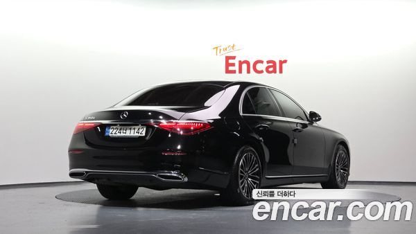 Mercedes-Benz S-Class 2022, фото 2