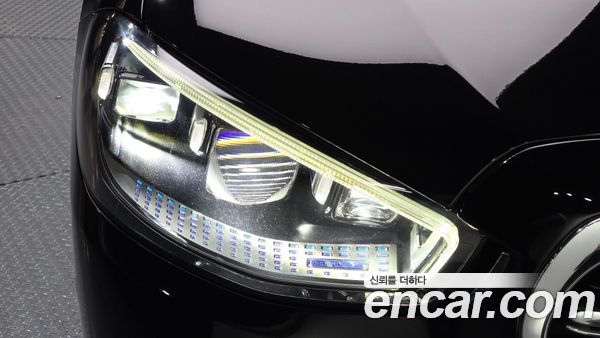 Mercedes-Benz S-Class 2022, фото 8