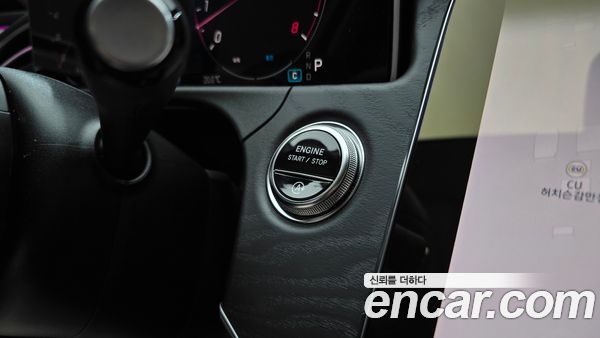Mercedes-Benz E-Class 2025, фото 25