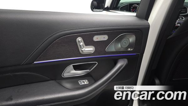 Mercedes-Benz GLS 2021, фото 30