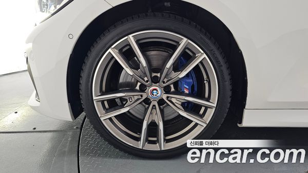 BMW 3 Series 2022, фото 5