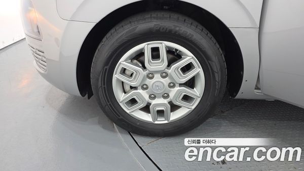 Hyundai Staria 2024, фото 4